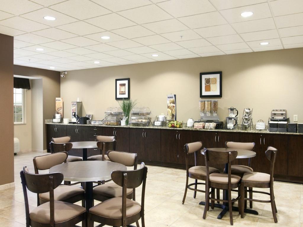 Microtel Inn&Suites Mansfield PA Restaurant bilde
